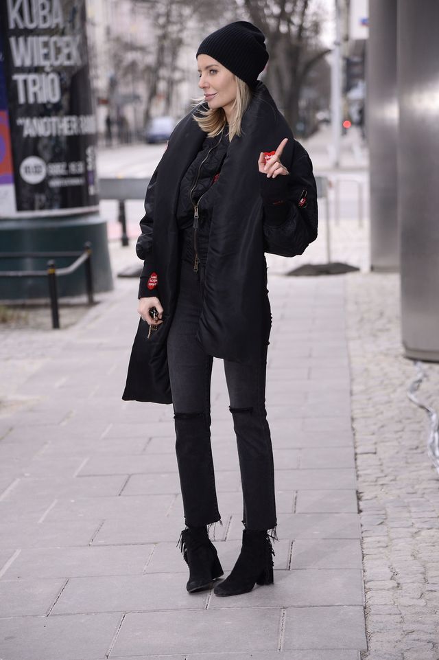 Zwyczaje ze ścianki przeniosła na ulicę (ZDJĘCIA) Zwyczaje ze ścianki przeniosła na ulicę (ZDJĘCIA)