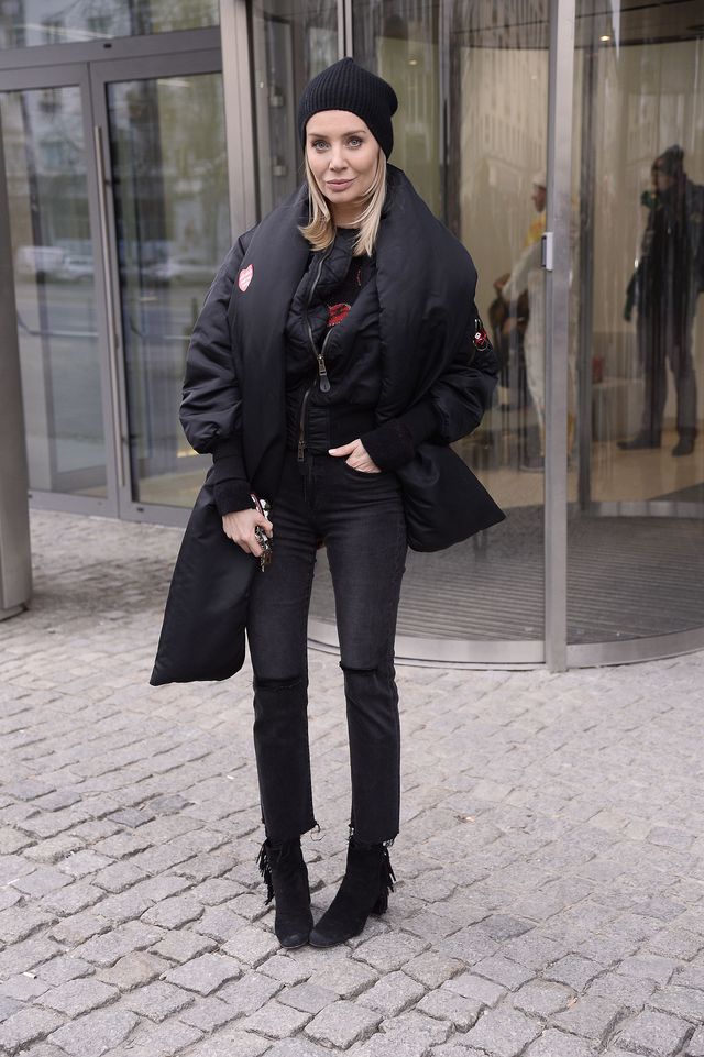 Zwyczaje ze ścianki przeniosła na ulicę (ZDJĘCIA) Zwyczaje ze ścianki przeniosła na ulicę (ZDJĘCIA)