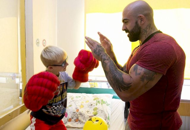 Shape: Sylwia i Akop Szostakowie wspierają dzieci chore na raka (FOTO) Shape: Sylwia i Akop Szostakowie wspierają dzieci chore na raka (FOTO)