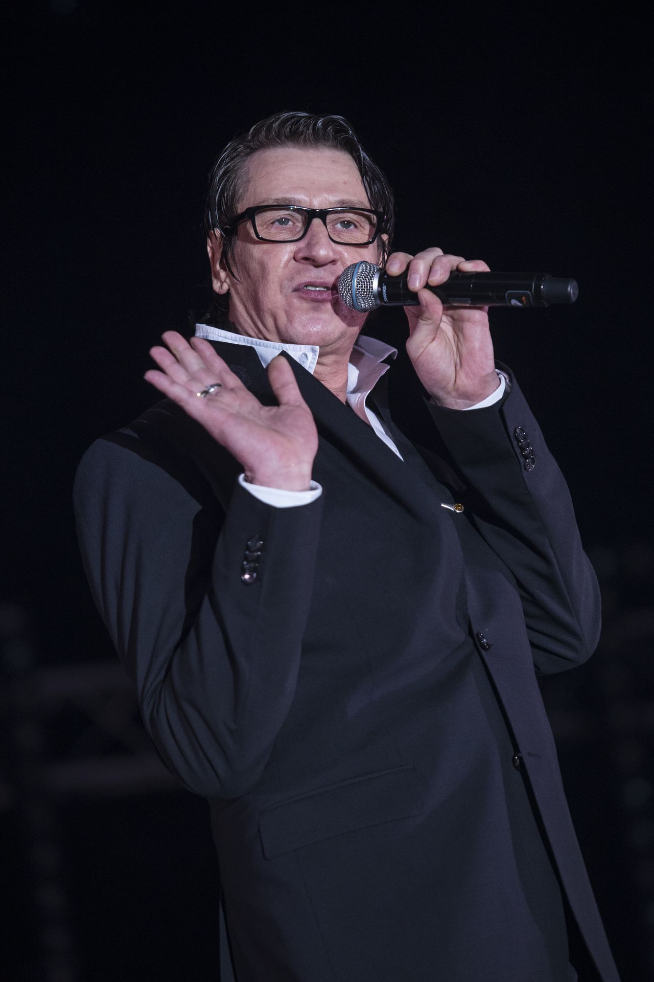 Maciej Maleńczuk w nowej piosence 