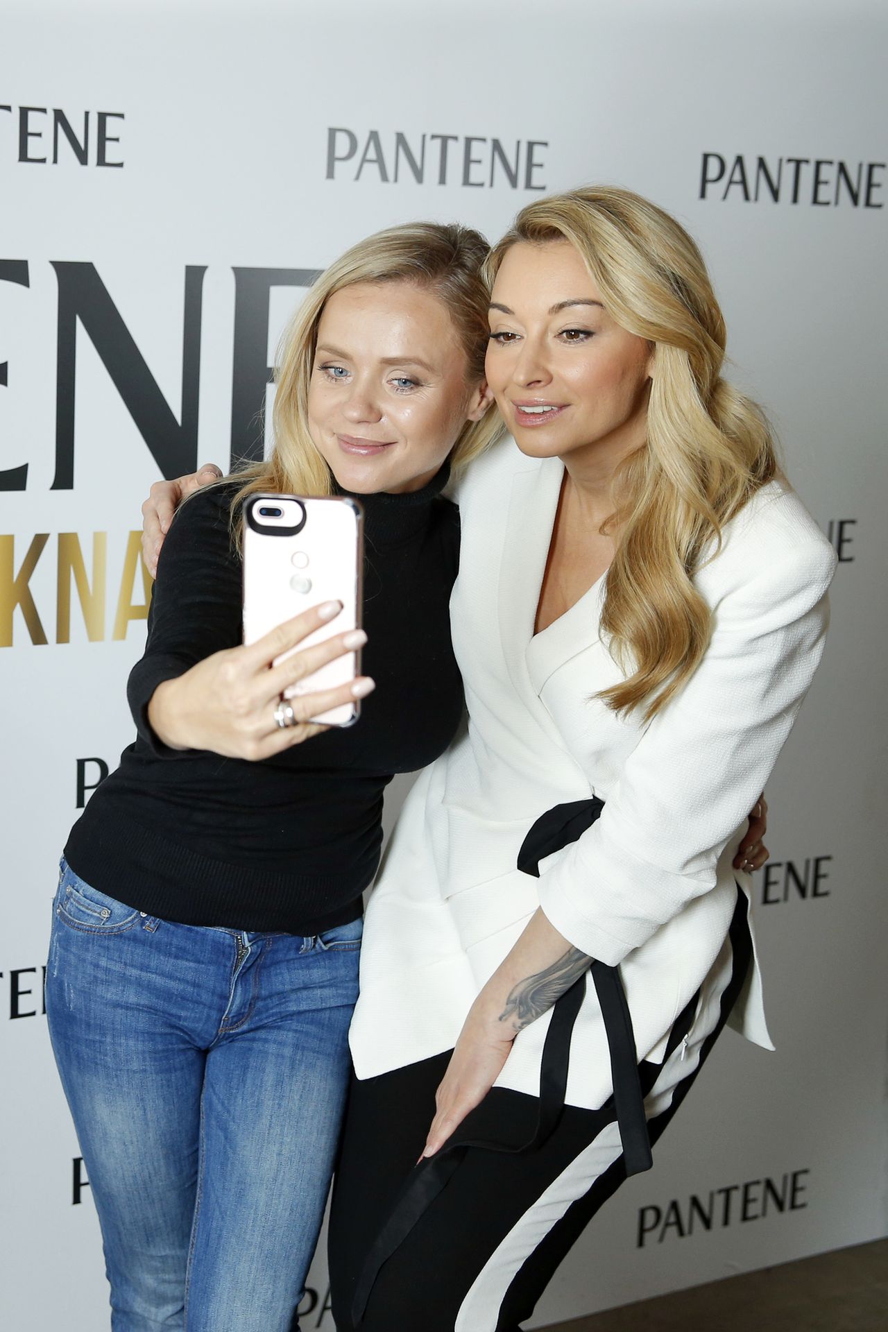 Anna Skura TOPLESS w ciąży: Czułam się wtedy extremalnie kobieco! Anna Skura TOPLESS w ciąży: Czułam się wtedy extremalnie kobieco!