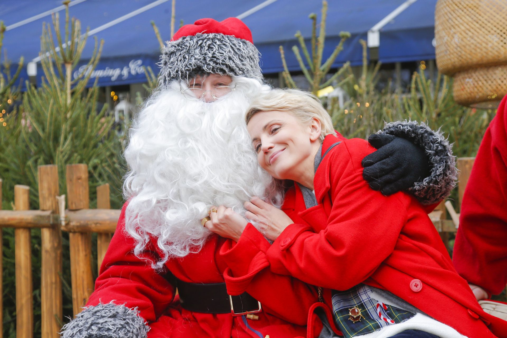 Socha z córeczką, Zielińska, Krupińska i wiele innych gwiazd w Wiosce Mikołaja 