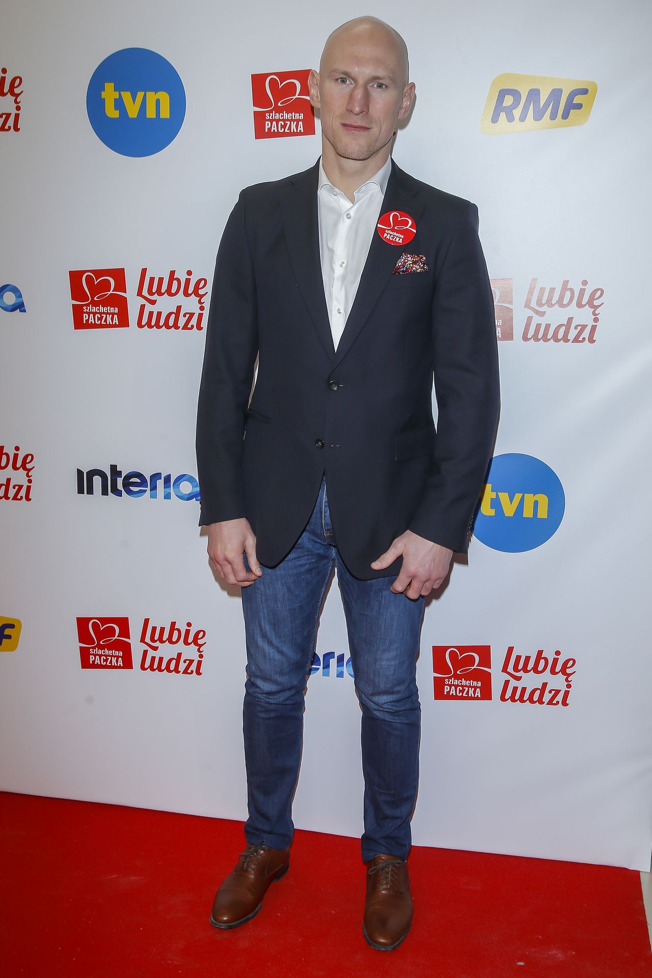 Rozenek-Majdan w długiej białej sukni, Jabłczyńska na gali Szachetnej Paczki Rozenek-Majdan w długiej białej sukni, Jabłczyńska na gali Szachetnej Paczki