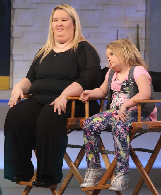 8-letnia Honey Boo Boo w pełnym makijażu udziela wywiadu 