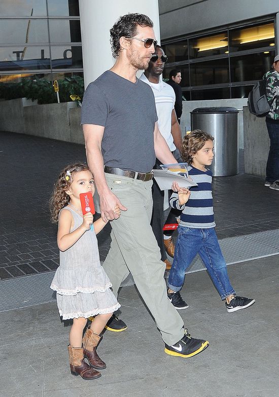 Camila Alves i Matthew McConaughey w rodzinnym wydaniu FOTO