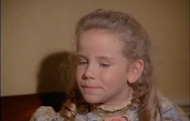 Amanda Peterson znana z Can't buy me love nie żyje Amanda Peterson znana z Can't buy me love nie żyje