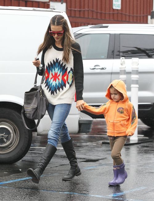 Córka Alessandry Ambrosio jest jak kopia mamy (FOTO) Córka Alessandry Ambrosio jest jak kopia mamy (FOTO)