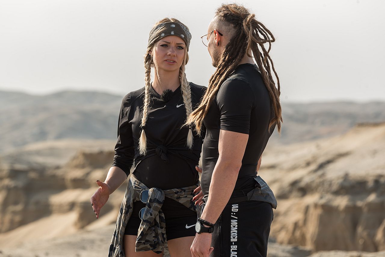 Ameryka Express: PRZERAŻAJĄCY wypadek autobusu i WIELKA kłótnia par Ameryka Express: PRZERAŻAJĄCY wypadek autobusu i WIELKA kłótnia par