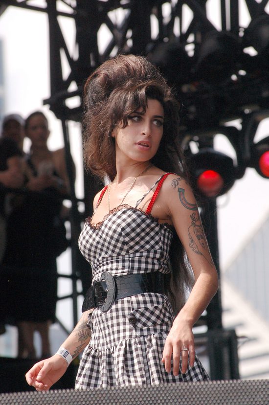 Amy Winehouse chorowała na zespół Tourette'a?