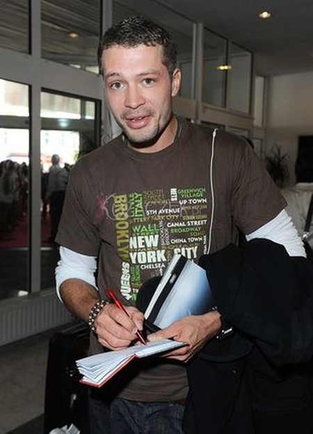 Andrzej Młynarczyk wstydził się pokazać stopy (FOTO)