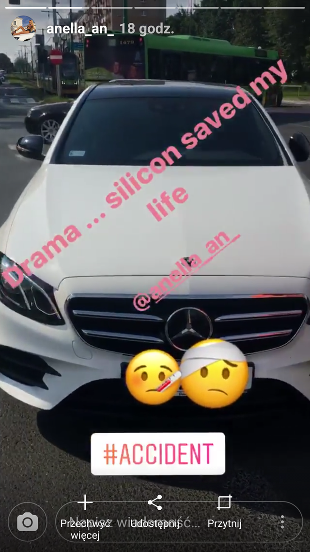 Polska Barbie... SKUTA kajdankami - co się stało? (Instagram)