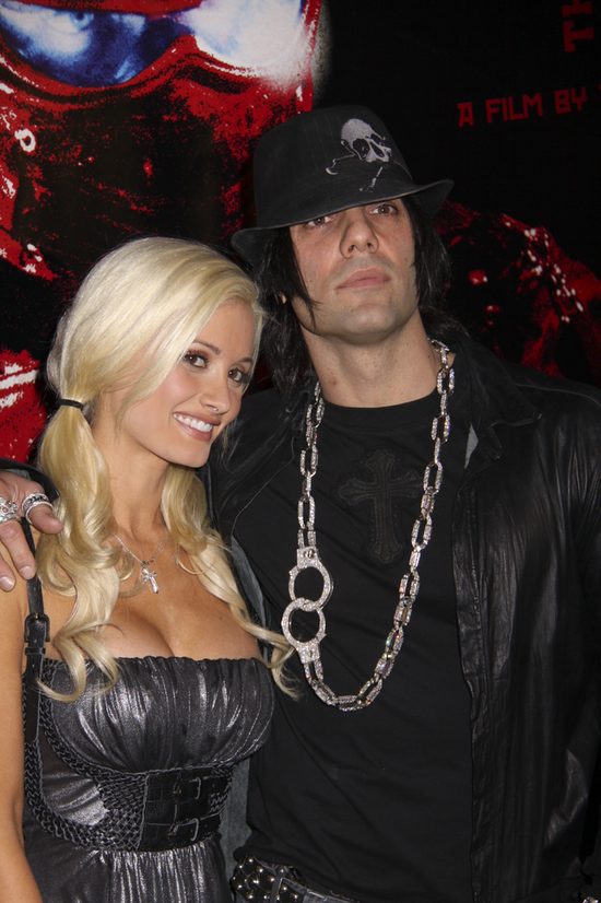 Dramat w rodzinie Chrissa Angela Dramat w rodzinie Chrissa Angela