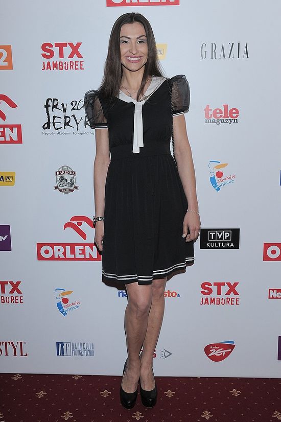 Co Angelika Fajcht robiła z twarzą? (FOTO)