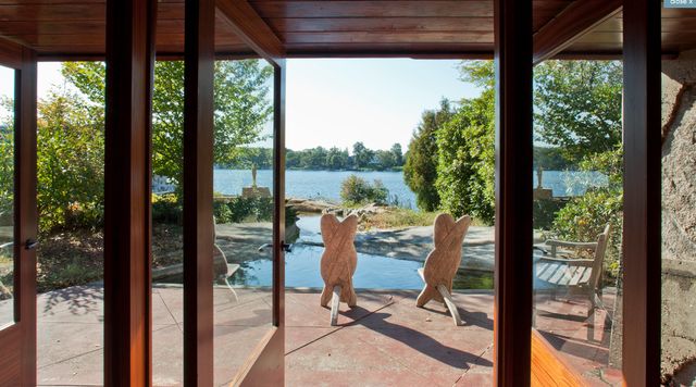 Angelina Jolie kupiła Bradowi wyspę w kształcie serca!