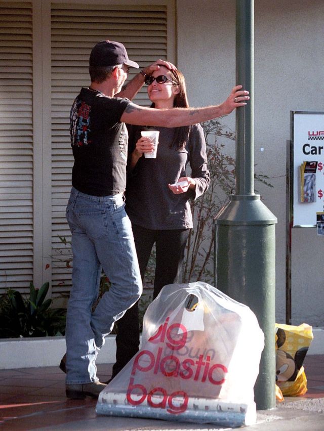 SERIO to powiedział?! Były mąż Angeliny Jolie na temat Brada Pitta SERIO to powiedział?! Były mąż Angeliny Jolie na temat Brada Pitta