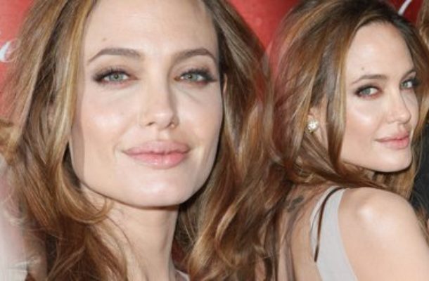 Angelina Jolie rozjaśniła włosy (FOTO)