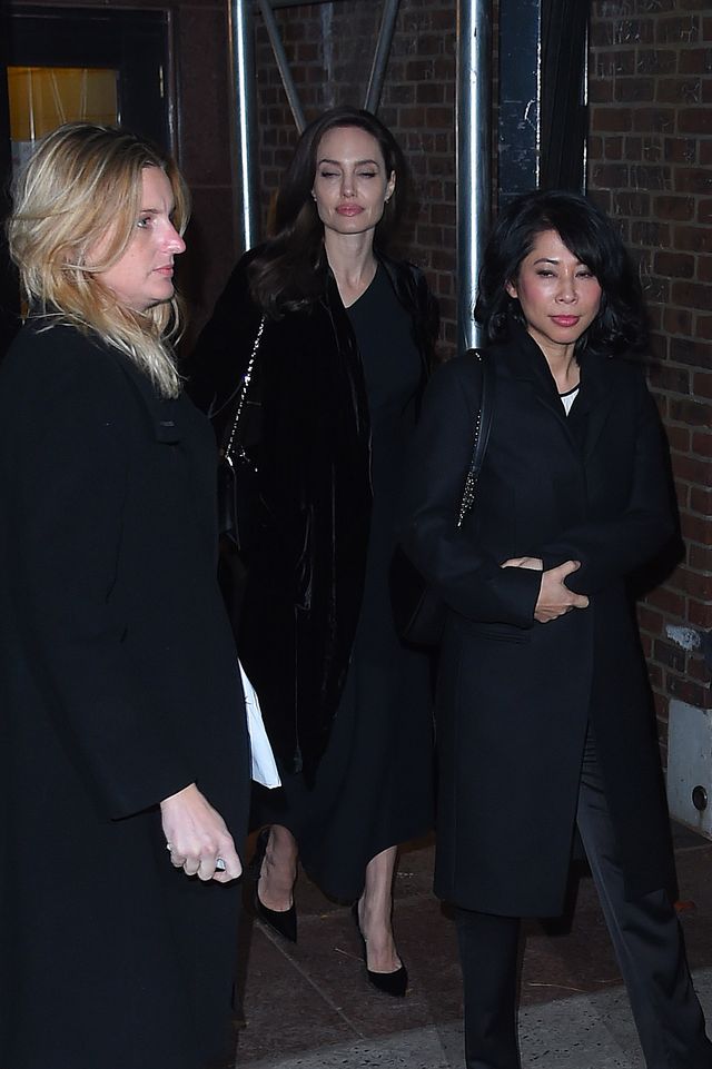 Angelina Jolie BEZ PHOTOSHOPA - jak wygląda naprawdę? (ZDJĘCIA) Angelina Jolie BEZ PHOTOSHOPA - jak wygląda naprawdę? (ZDJĘCIA)