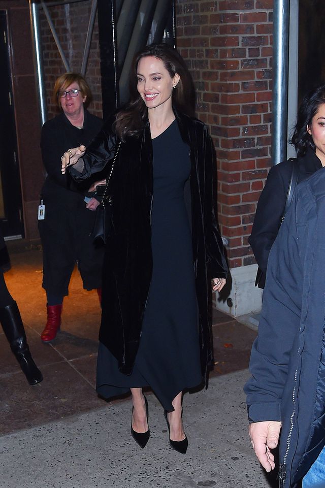 Angelina Jolie BEZ PHOTOSHOPA - jak wygląda naprawdę? (ZDJĘCIA) Angelina Jolie BEZ PHOTOSHOPA - jak wygląda naprawdę? (ZDJĘCIA)