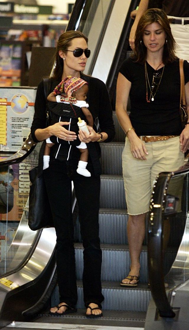 Angelina Jolie 11 lat temu, gdy zaadoptowała Zaharę (FOTO)