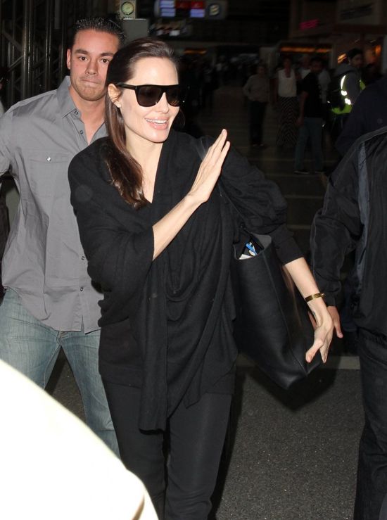 Angelina Jolie ma nogi chudsze jak modelka? (FOTO)