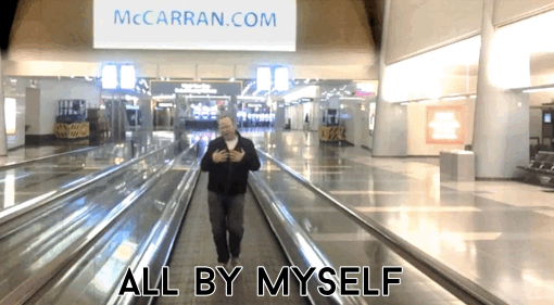 Pamiętacie mężczyznę, który nakręcił wideo utknąwszy na lotn