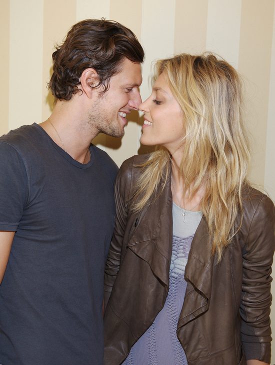 Sasha Knezevic szczerze o relacjach z Anją Rubik Sasha Knezevic szczerze o relacjach z Anją Rubik