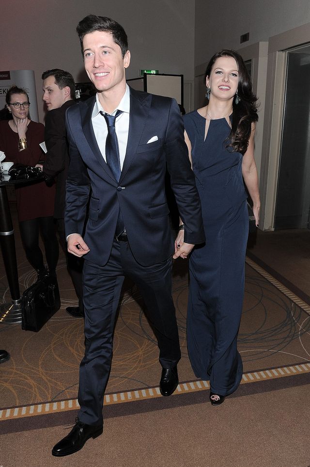 Co znany portal o byłych partnerach gwiazd mówi o Annie Lewandowskiej? (FOTO) Co znany portal o byłych partnerach gwiazd mówi o Annie Lewandowskiej? (FOTO)