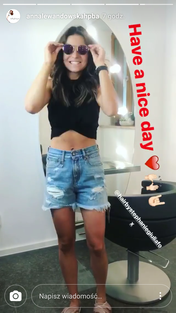 Anna Lewandowska pochwaliła się NOWĄ FRYZURĄ i odłsoniętym brzuszkiem (Instagram