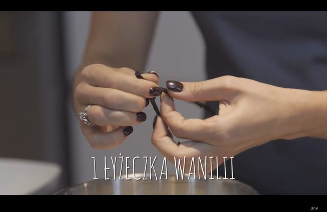 Anna Lewandowska pokazała, jak zrobić ciasto na Walentynki Anna Lewandowska pokazała, jak zrobić ciasto na Walentynki