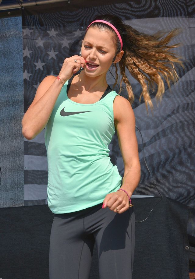 Chcesz mieć włosy jak Anna Lewandowska? Trenerka zdradza triki na ładną czuprynę