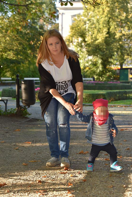 Samotna Anna Powierza chce zostać królową ustawek? (FOTO)