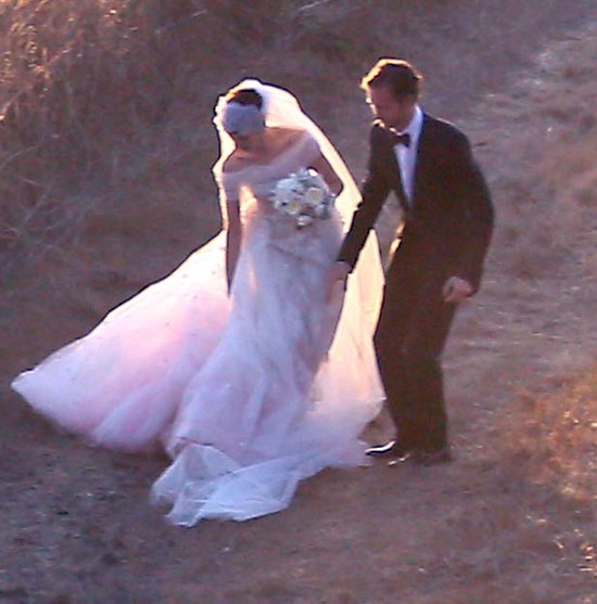 Anne Hathaway wyszła za mąż! (FOTO)