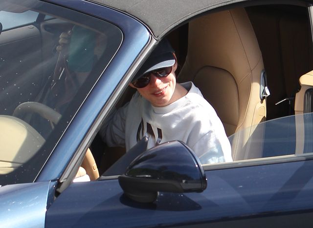 Anne Hathaway ostro dba o formę (FOTO)