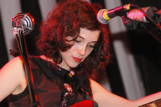 Cara Delevingne już NIE jest singielką (FOTO)