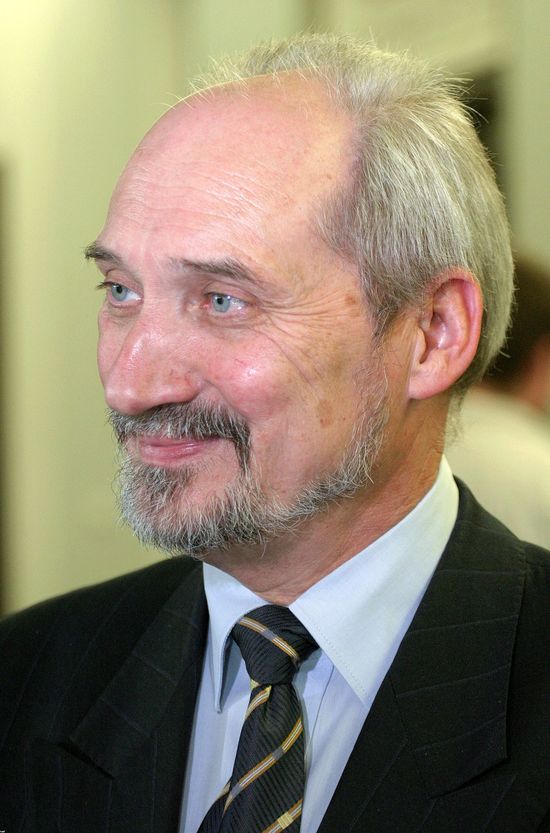 20-letni Edmund Janninger został doradcą Macierewicza