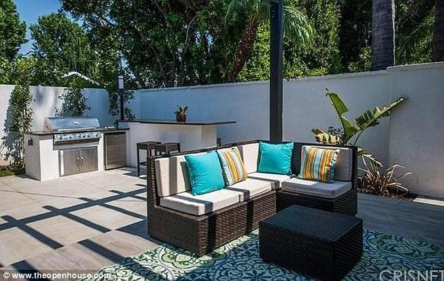 Ariel Winter ubiera się jak Kim Kardashian, mieszka jak Kylie Jenner