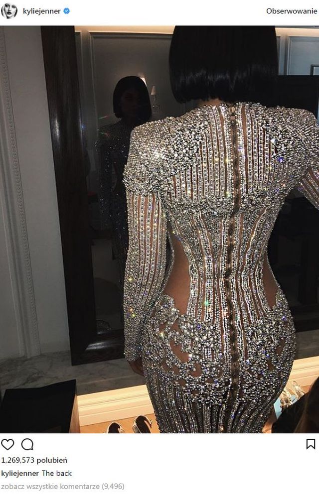 Ashanti w takiej samej sukni jak Kylie Jenner - wygląda LEPIEJ (ZDJĘCIA)