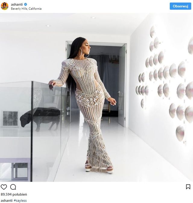 Ashanti w takiej samej sukni jak Kylie Jenner - wygląda LEPIEJ (ZDJĘCIA)