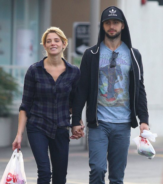 Ashley Greene bez makijażu (FOTO)