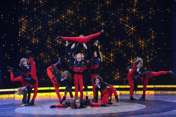 Facet z makijażem w Got to dance