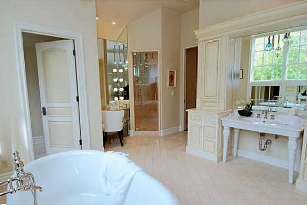 Jak wyglądają łazienki gwiazd? (FOTO)