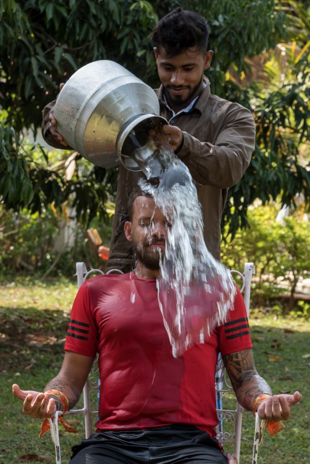 Tortury w Azja Express - Łukasz skazał Joannę Przetakiewicz SZCZURY