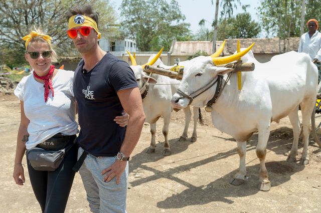 Tymczasem uczestnicy Azji Express pokazują... ciała (ZDJĘCIA) Tymczasem uczestnicy Azji Express pokazują... ciała (ZDJĘCIA)