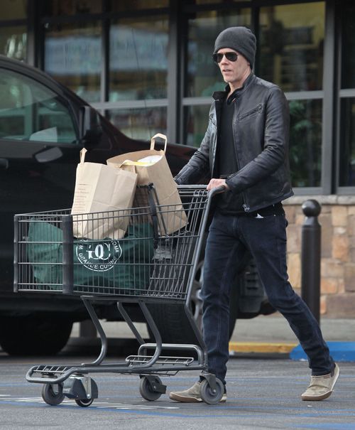 Kevin Bacon jak rasowy rockman Kevin Bacon jak rasowy rockman