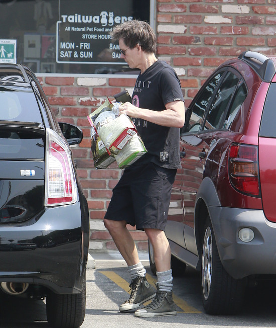 Kevin Bacon robi zakupy dla Lilly