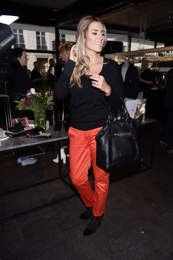 Celebrytki szukają butów na wiosnę (FOTO)