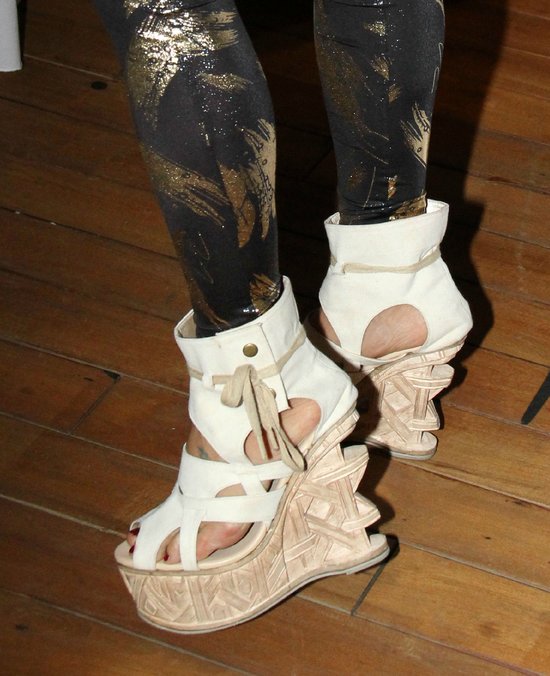 Właścicielka tych butów lubi ekstrawagancję (FOTO)
