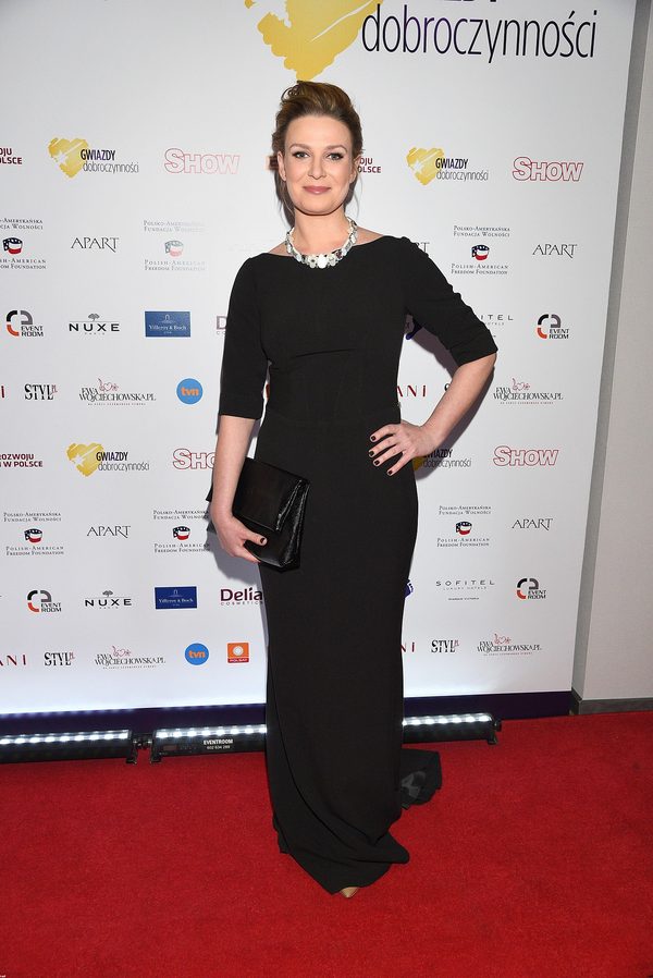 Gwiazdy w sukniach na Balu Charytatywnym (FOTO)