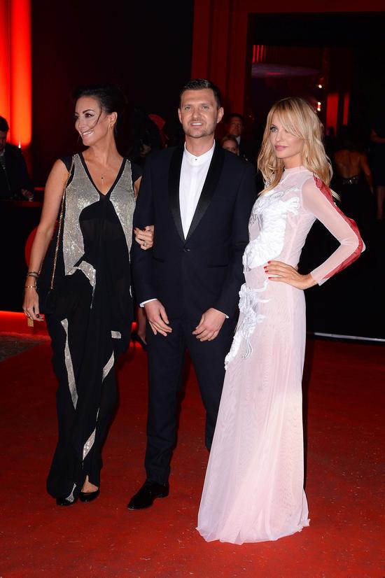 Gwiazdy na BALU FUNDACJI TVN - ponad 50 zdjęć! (FOTO) Gwiazdy na BALU FUNDACJI TVN - ponad 50 zdjęć! (FOTO)