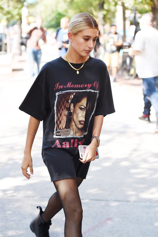 Niektórzy twierdzą, że Kendall Jenner nie dorasta jej do pięt (ZDJĘCIA) Niektórzy twierdzą, że Kendall Jenner nie dorasta jej do pięt (ZDJĘCIA)